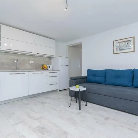 Island Dream Krapanj